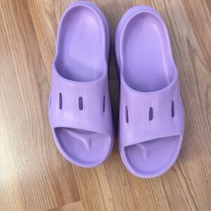 HOKA RECOVERY SLIDES - LILAC size 9